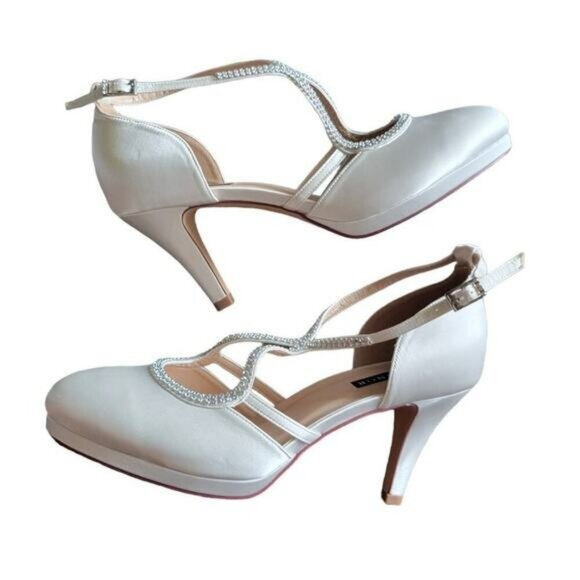 ERIJUNOR Women's Rhinestone Embellished Satin Ivory Round Toe Heels Size 9‎ - Picture 1 of 8